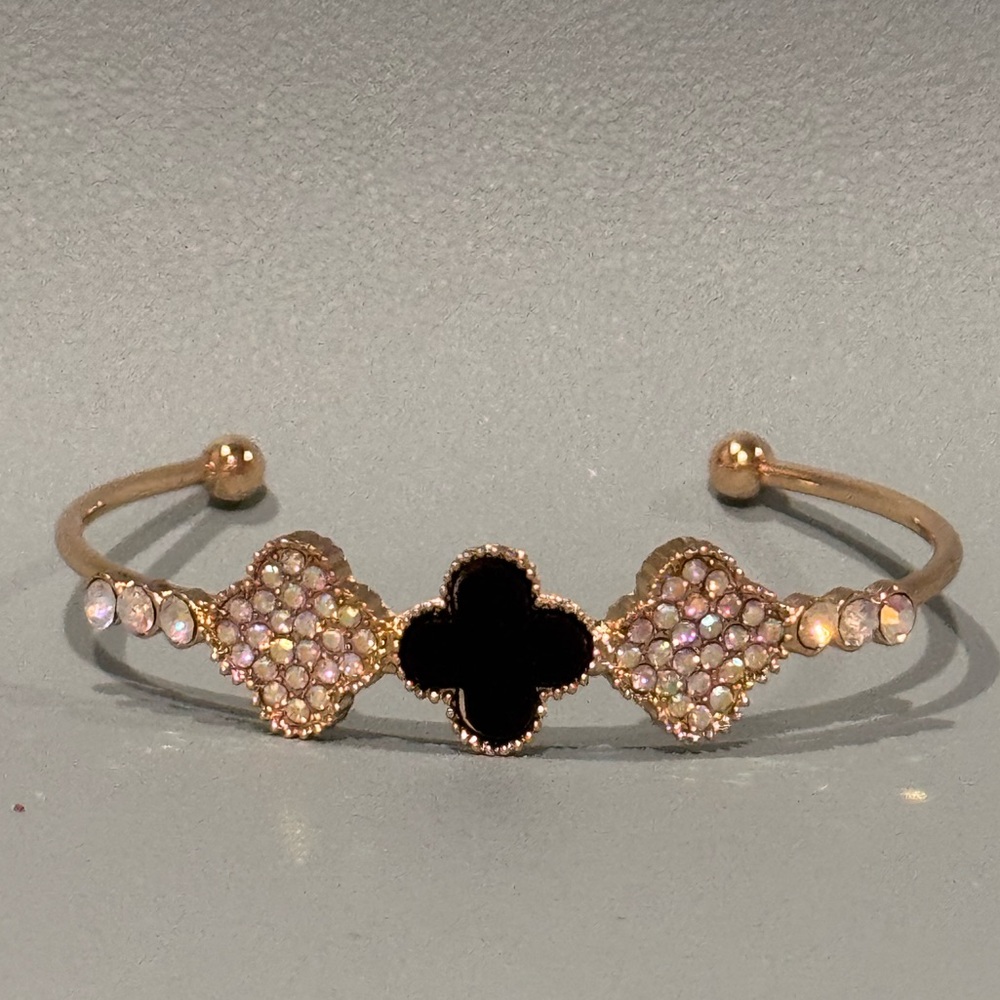 NWOT Gold Tone Iridescent Sparkling Black Clover Open Cuff Bangle Bracelet